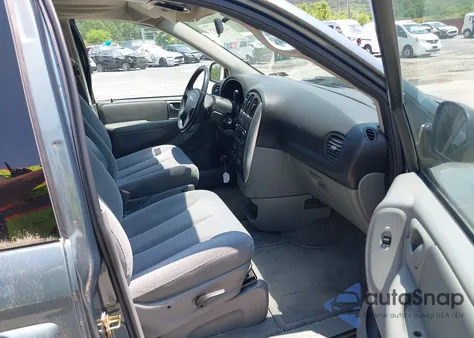 2006 Chrysler Town & Country Touring из США, поврежденный, VIN 2A4GP54L86R760021